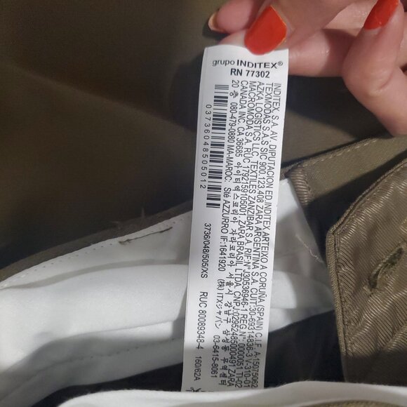 Pleated straight-leg pants - Picture 3 of 8